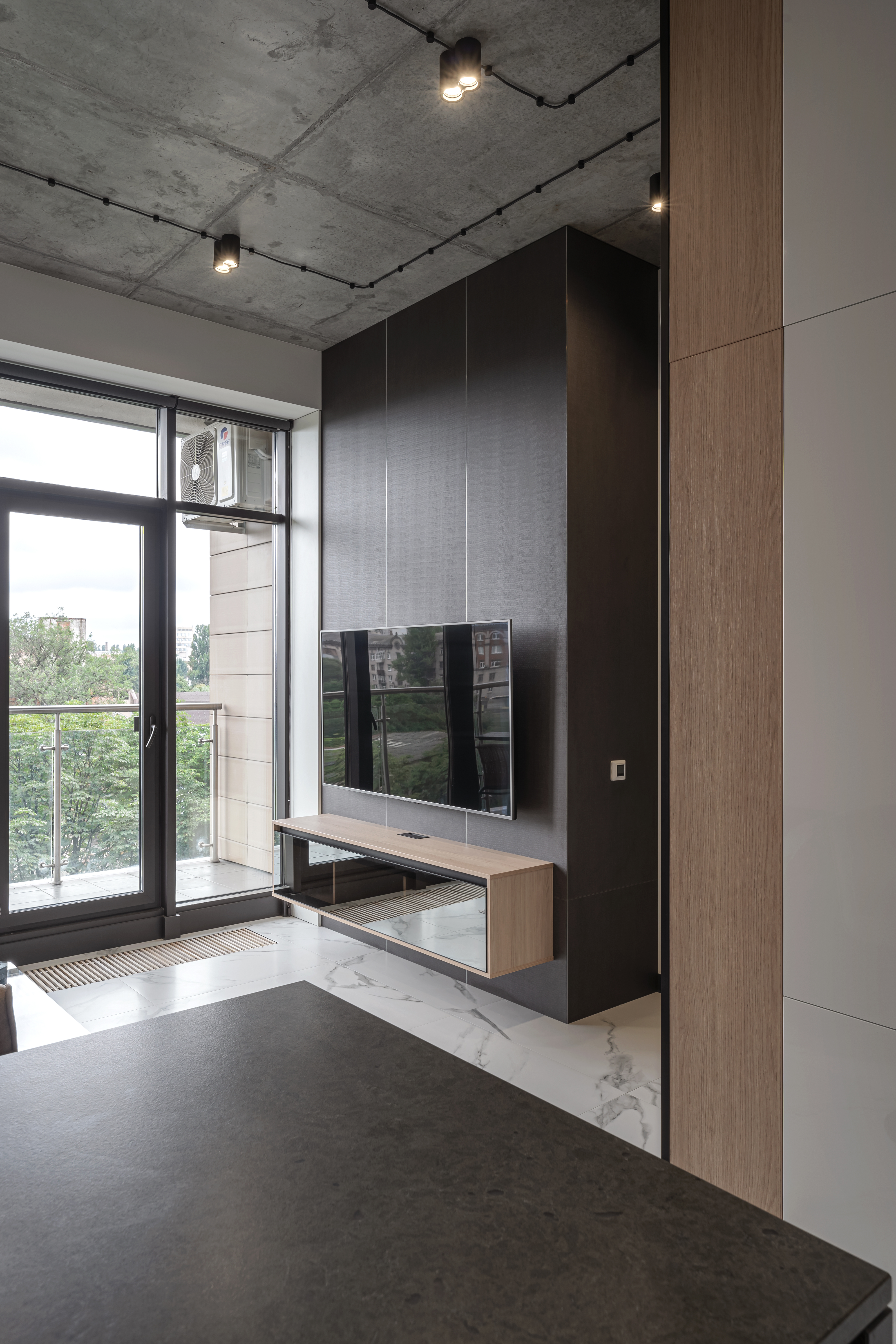 Skyone, S-08 image